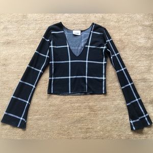 Lucy Love plaid v neck bell sleeve blouse size xs